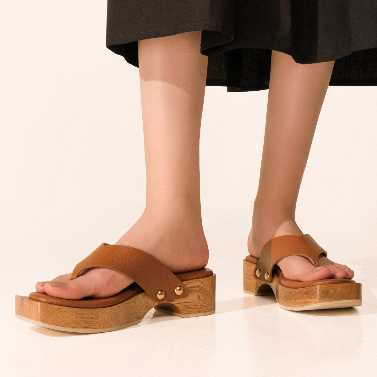 Momo avellana -minor detail-